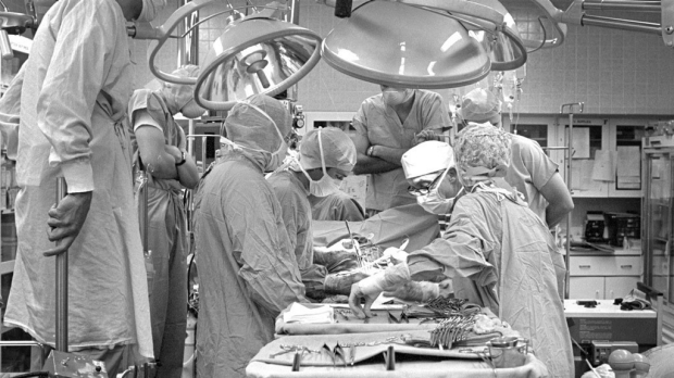 35 years ago: first successful heart-lung transplant